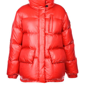 Красная куртка-пуховик Woolrich